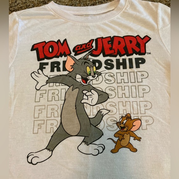 Tom 🐈⬛and Jerry🐭 tshirt - Picture 2 of 4